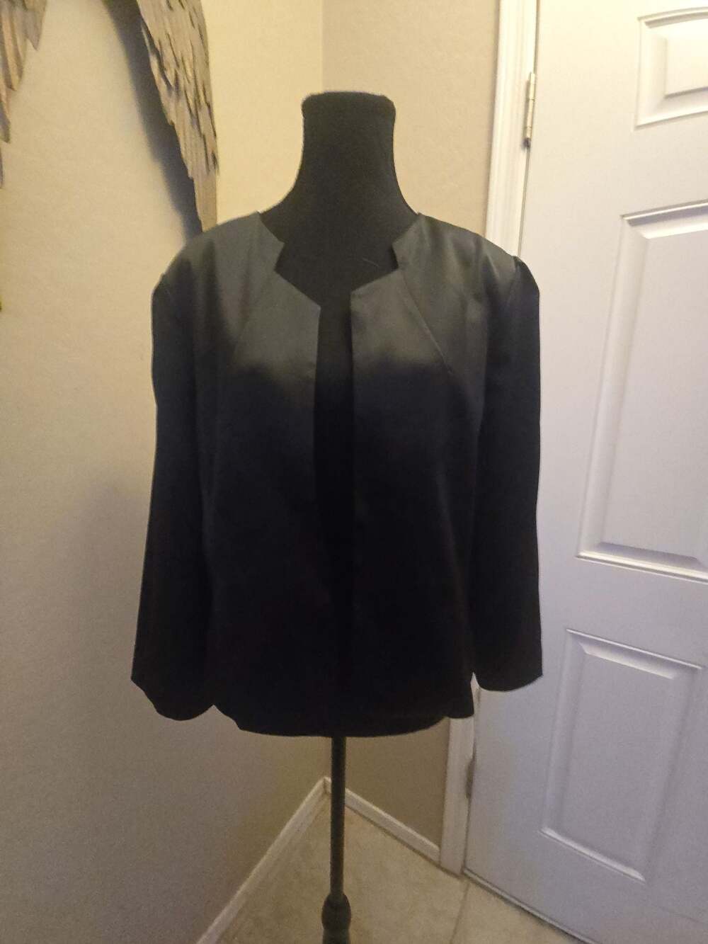 Eliza J Black Satin Open Front Evening Jacket Blazer NWT Women's L